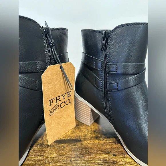 Frye and Co. Women’s Black Italia Stacked Heel Booties NWT Size 11
